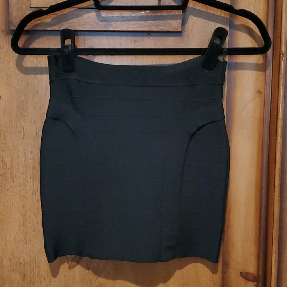 Guess bodycon mini skirt